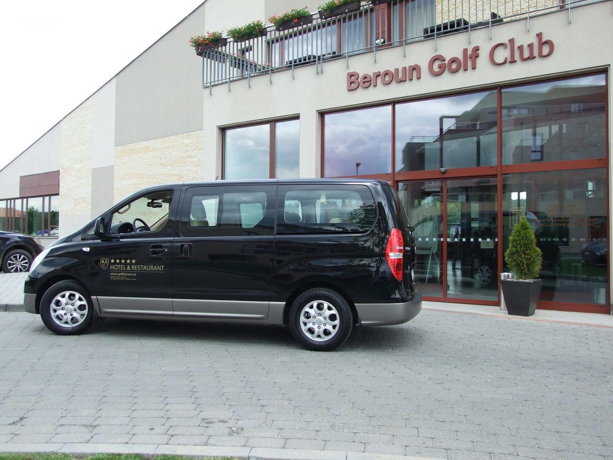 Hotel Beroun Golf Club Eksteriør bilde